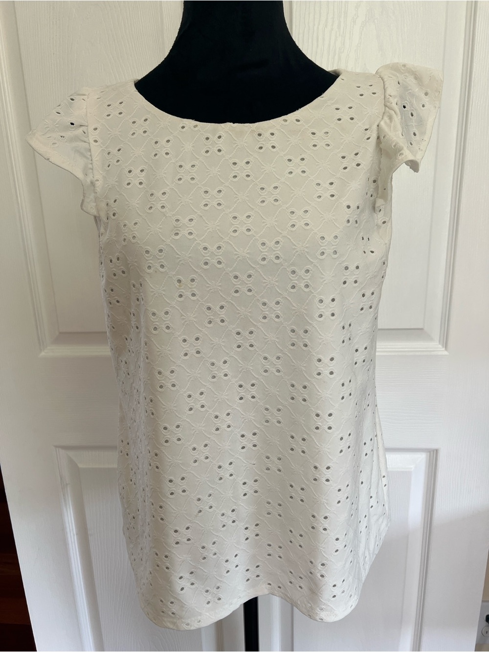 CeCe White Eyelet Lace Blouse – Feminine & Classic